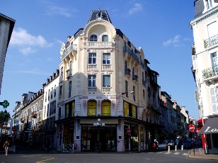 Pau en Béarn et Pays basque dans les Pyrénées Atlantiques